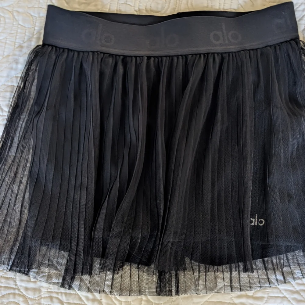 ALO Yoga Black Mini Skirt
